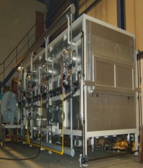 Roller hearth continuous furnace with lifting mechanism for reversing operation
