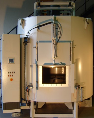 Rotary hearth oven with high convection
